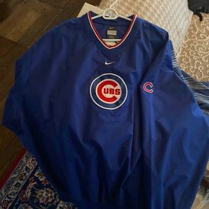 Nike brand official Chicago Cubs pull over